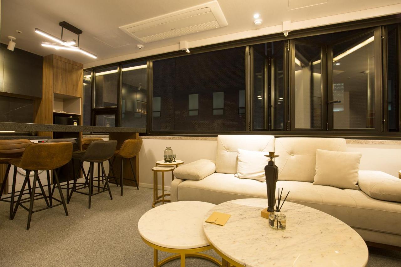 Uh Suite The Jongno Seúl Exterior foto